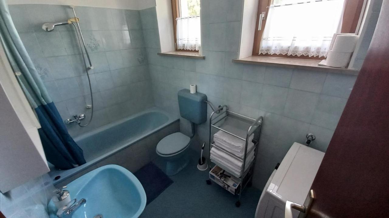Apartma Nona Roza Zgornje Skofije Exterior foto